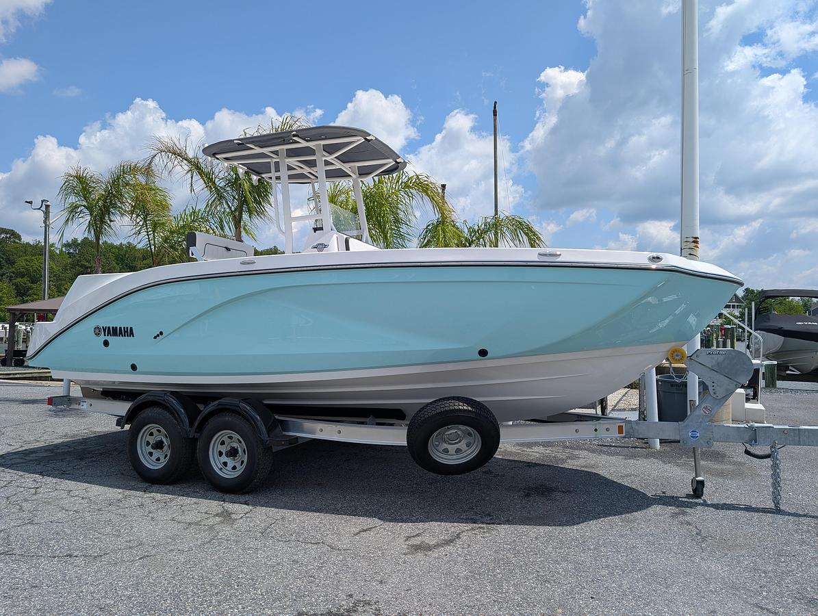 2024 Yamaha Marine 222 FSH Sport