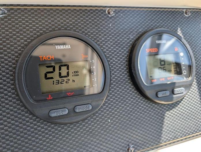 Used 2004 Grady White 258 Journey