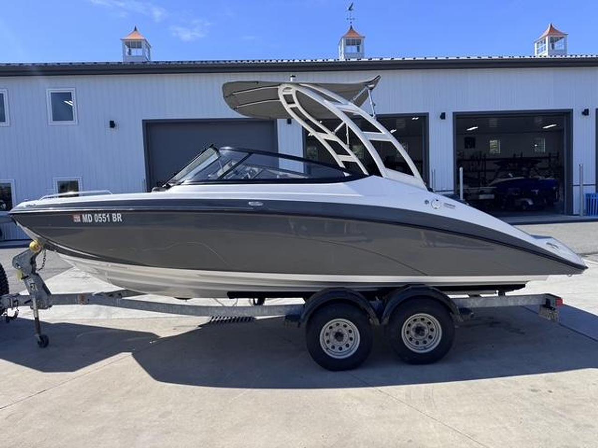 Used 2020 Yamaha AR210