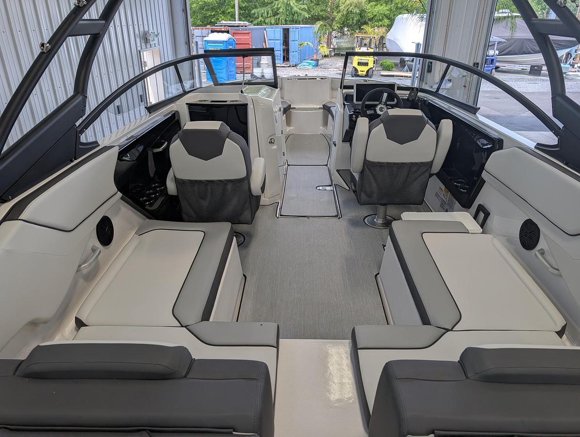 2025 Yamaha Boats AR250