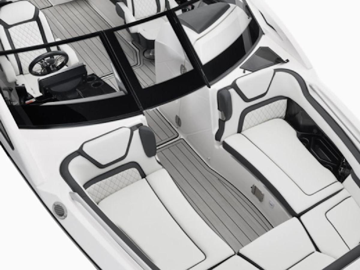 2025 Yamaha Marine 275SE Base