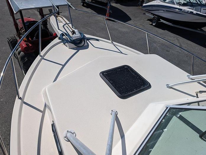 Used 1999 Parker 2510 WA