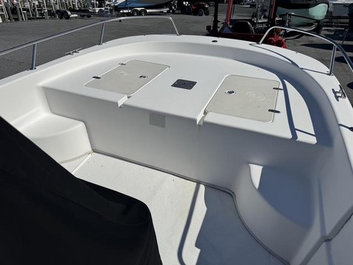 Used 2011 Carolina Skiff 218 DLV