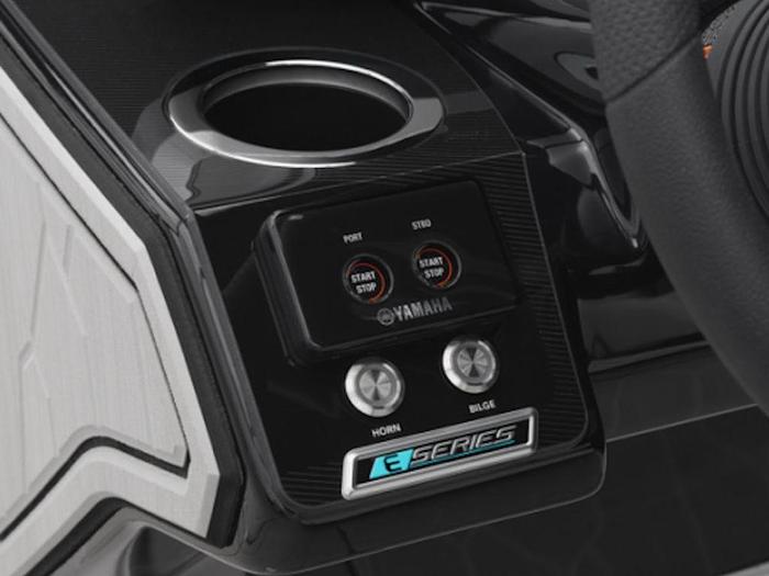 2025 Yamaha Boats 252XE