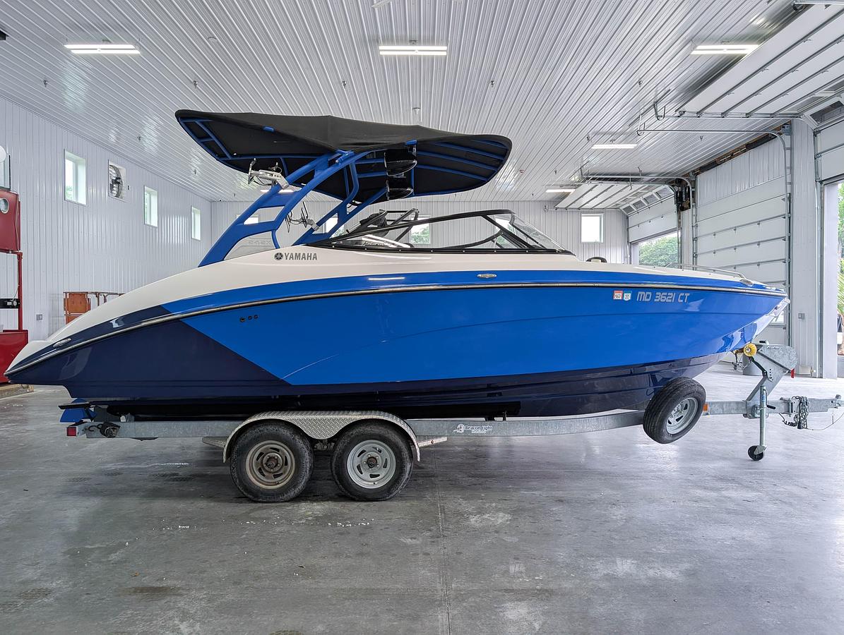Used 2019 YAMAHA 242X E-SERIES