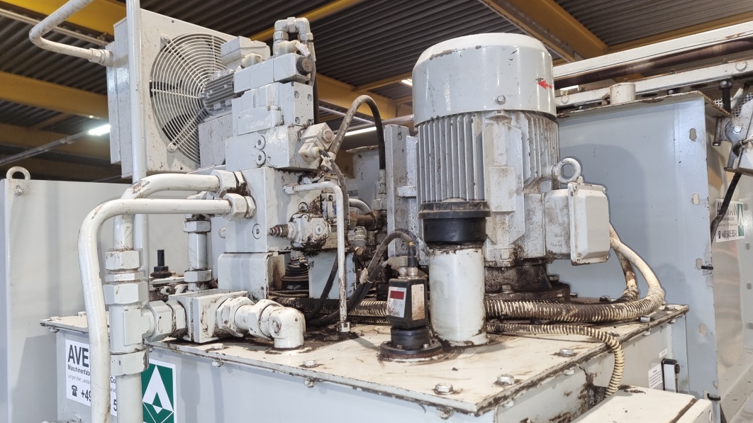 Used Ballenpresse Avermann, Typ AVOS BP1211-15/50, Presskraft 50 t, Baujahr 2012