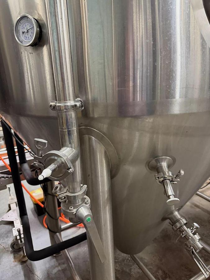 Used (3) Available - Used GW Kent 15bbl / 465Gal jacketed fermenters / storage tanks