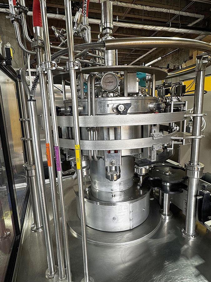 Used Comac 8/1 Can Filler/ Seamer