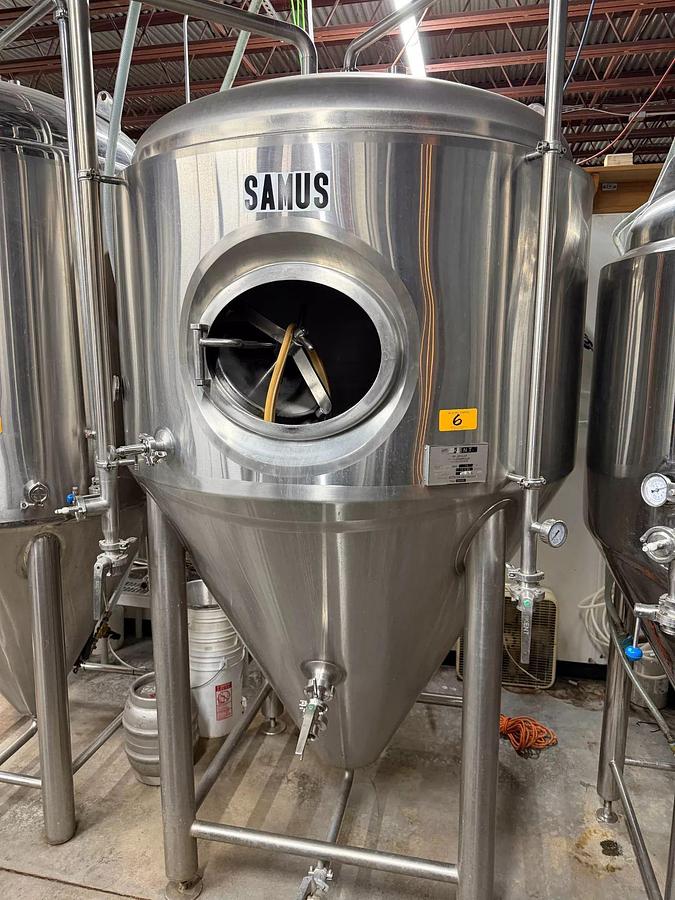 Used (3) Available - Used GW Kent 15bbl / 465Gal jacketed fermenters / storage tanks