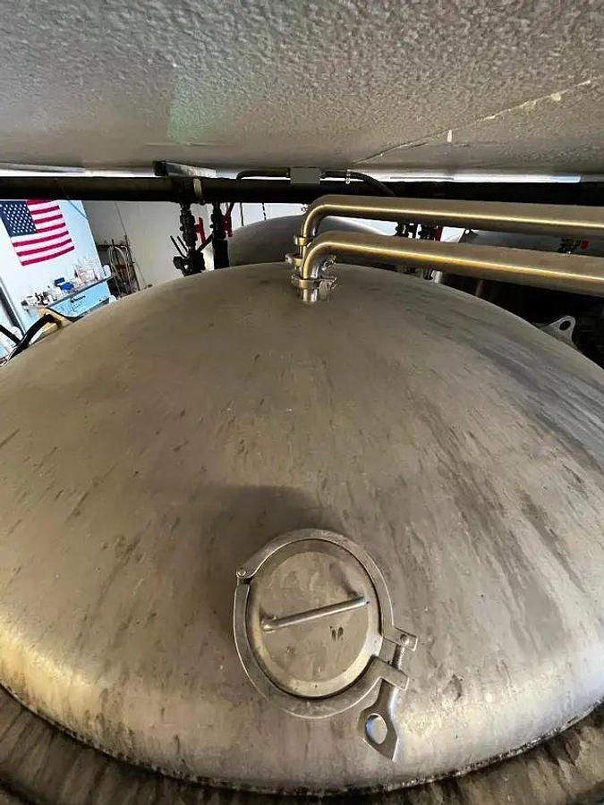 Used (9) Available - Used Marks Fabrication 20 bbl/ 620 Gal unitank fermenter