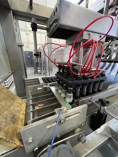 Used 2006 Sympak IPL 400C Case Packeer