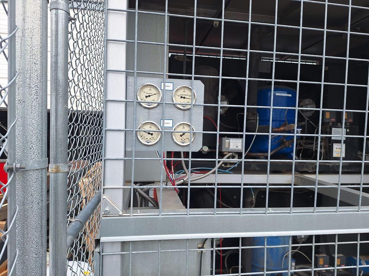 Used Used Pro Chiller 24 hp glycol chiller - PM212F6R4550-A-VC