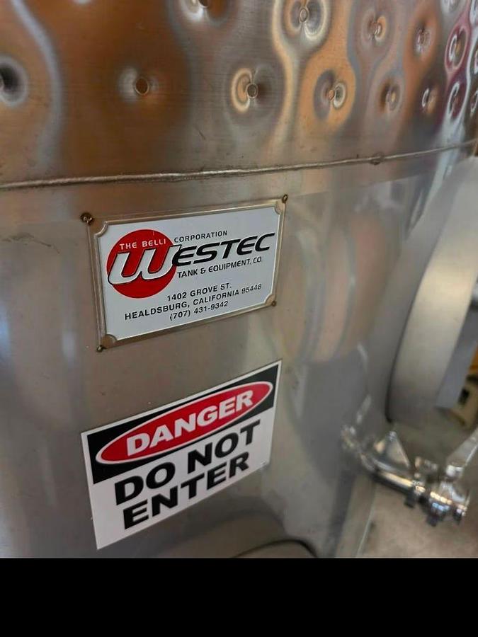 Used Used Westec 3125 Gallon Jacketed Fermenter / Storage Tank