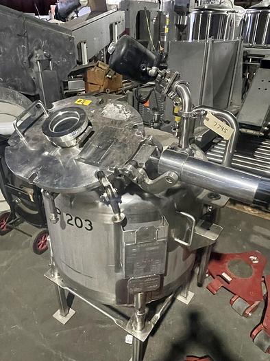 Used 200 LITER PRESSURE TANK