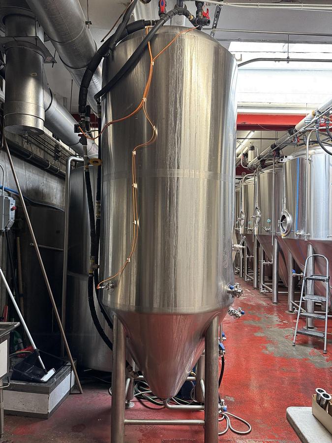 Used (3) Available - Used Deutsche Beverage 15 bbl / 465Gal Jacketed Conical Fermenters