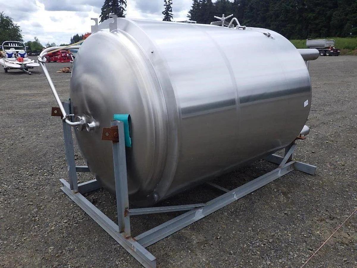 Used (2) Available - Previously sold 20 bbl/2500L/660Gal jacketed brite tank