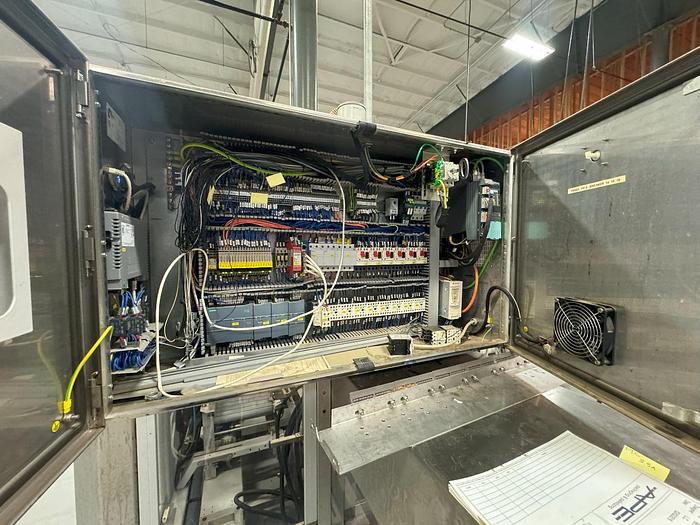 Used GAI 8032A Bier Monobloc rinser/filler/crowner/ropp capper With Support Equipment