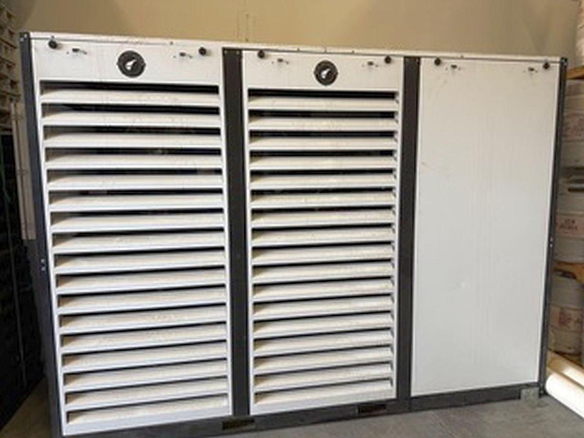 Used Used G&D 27H dual compressor glycol chiller