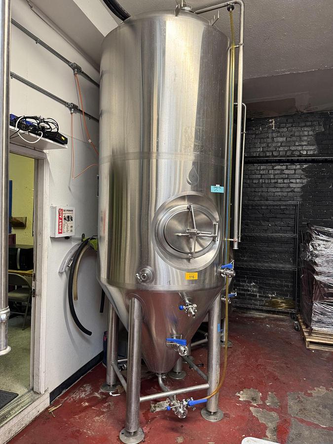 Used (3) Available - Used Deutsche Beverage 15 bbl / 465Gal Jacketed Conical Fermenters