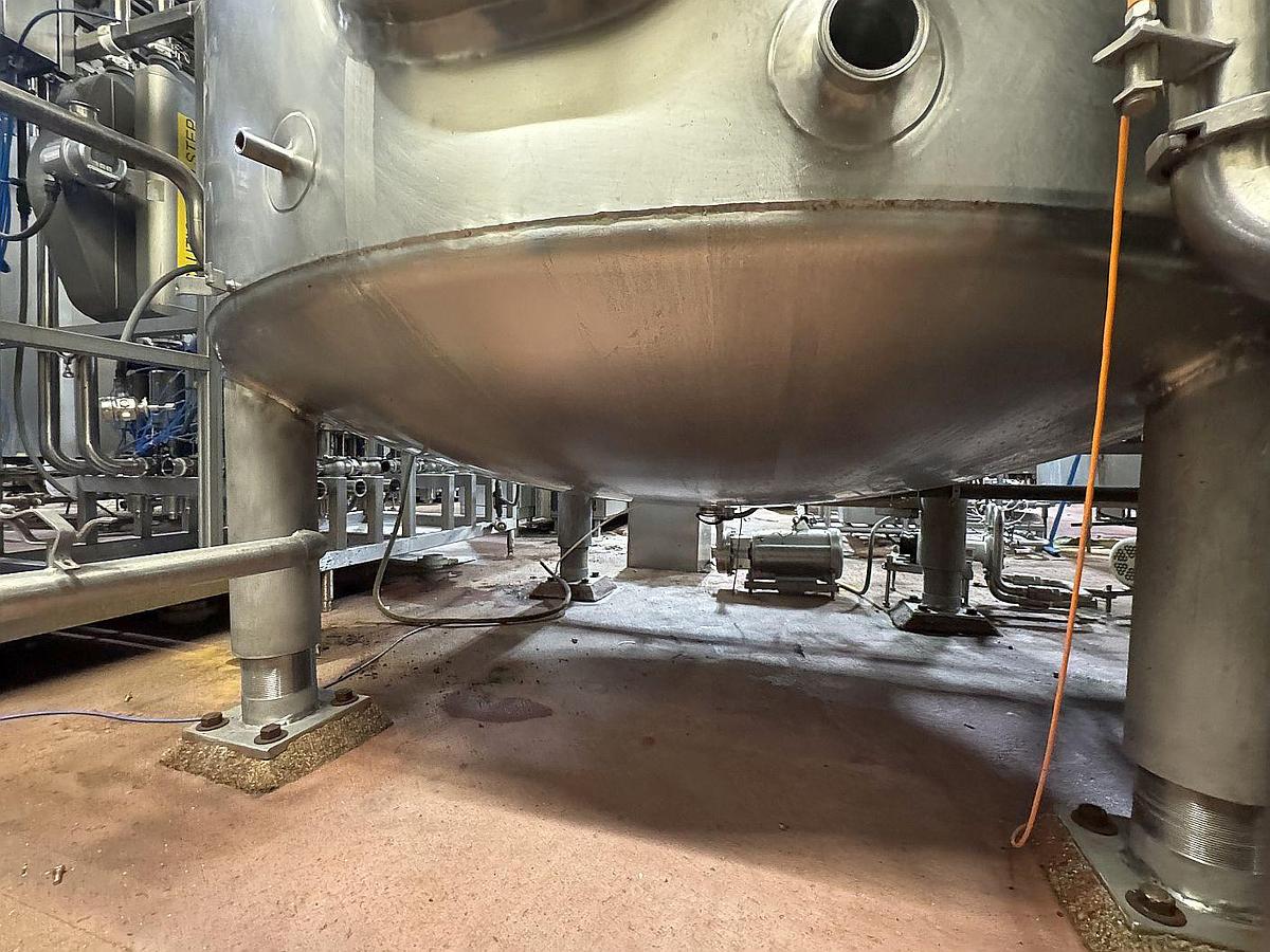 Used (2) Available - Mueller 6000 Gallon jacketed storage tanks