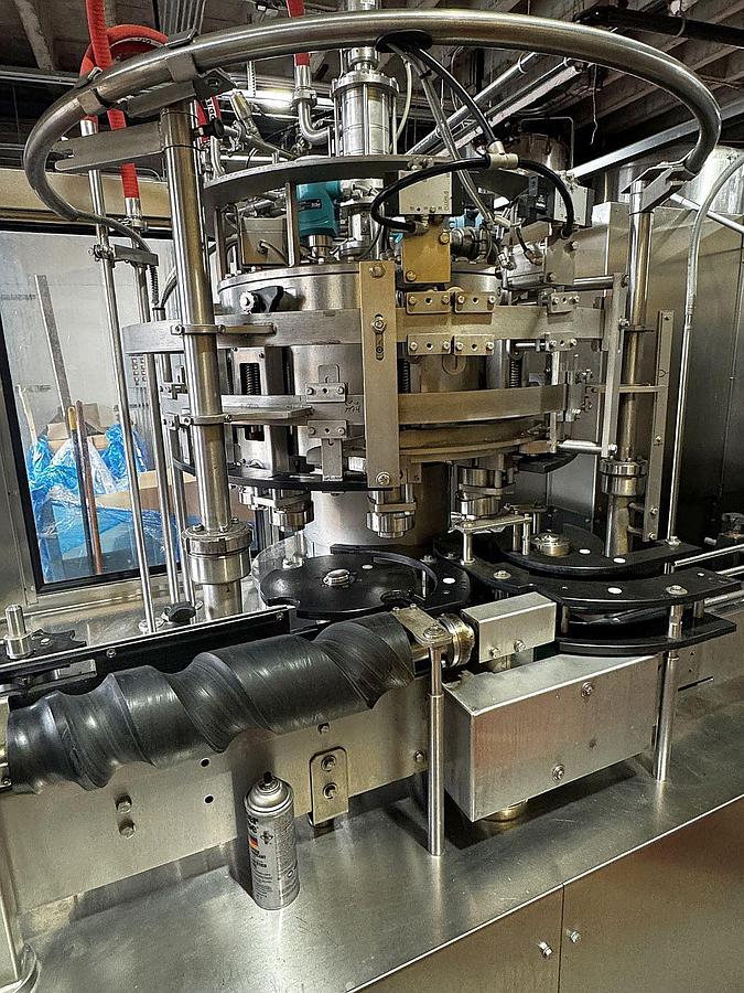 Used Comac 8/1 Can Filler/ Seamer