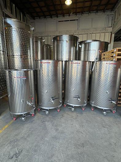 Used (1) Available - Used Letina 320L/ 85 Gal open top tank with wheels