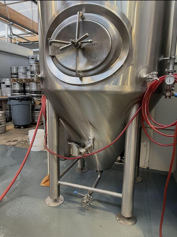 Used (2) Available - Used BSV (Blackstone) 10 bbl/310 Gal Jacketed Unitank Fermenters