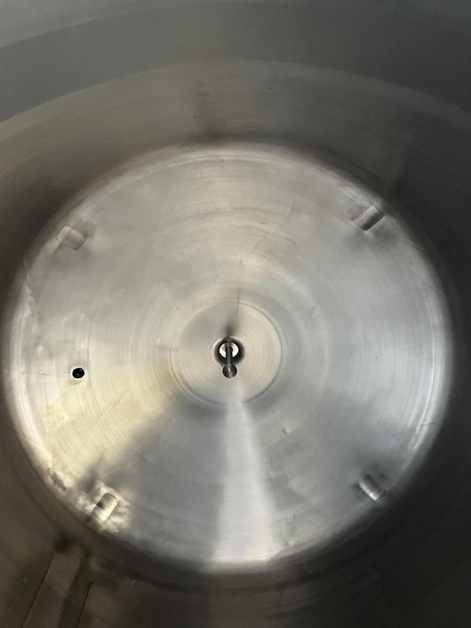 Used (1) Available - Used Specific Mechanical 40hl / 1056 Gal / 33 bbl jacketed brite tank - 2022