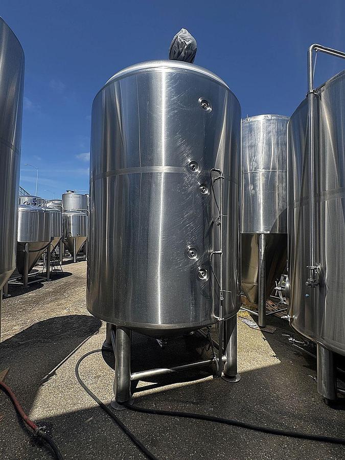 Used Used SS Brewtech 60 bbl / 1860 Gal jacketed Brite/ Mix tank