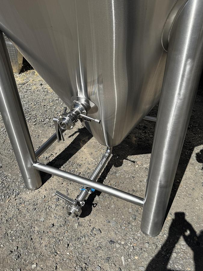 Used (4) Available - Previously Sold 20bbl/25hl Jacketed Conical Fermenters