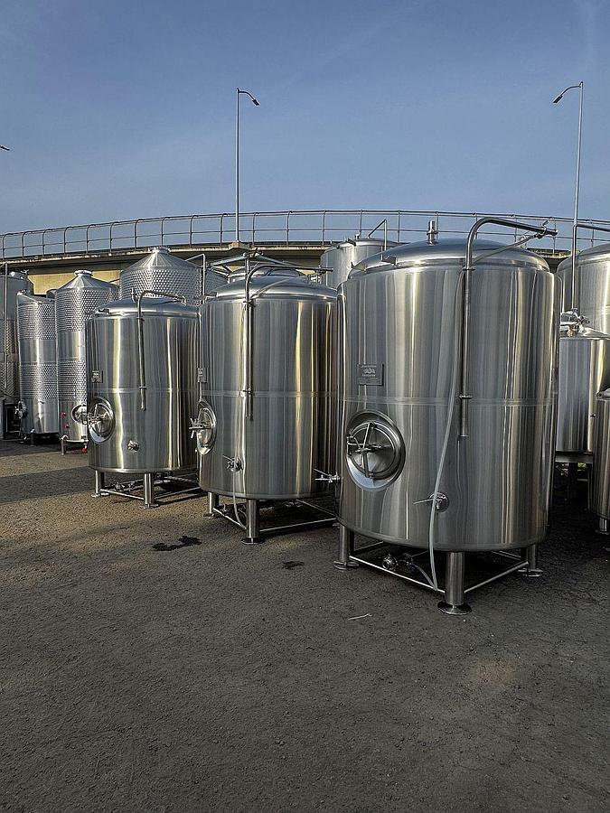 Used Update (3) Available - BSV Blackstone 30 bbl 930Gal jacketed brite tanks