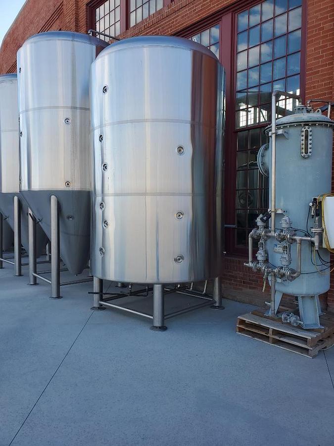 Used (1) Available - Used Prospero Brewpro 90 bbl / 2790 Gal Jacketed Brite Tank