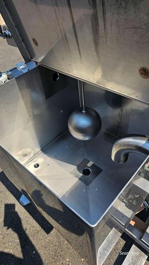 Used MRM/Elgin  GR-12  -  5 Valve Pressure/Over-flow filler