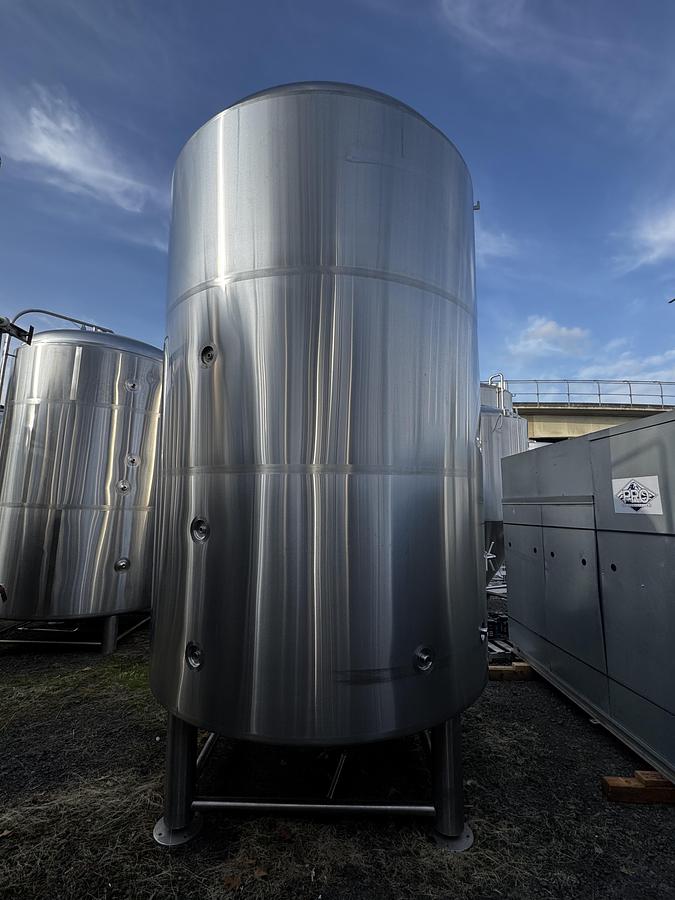 Used (1) Available - Used Prospero Brewpro 90 bbl / 2790 Gal Jacketed Brite Tank