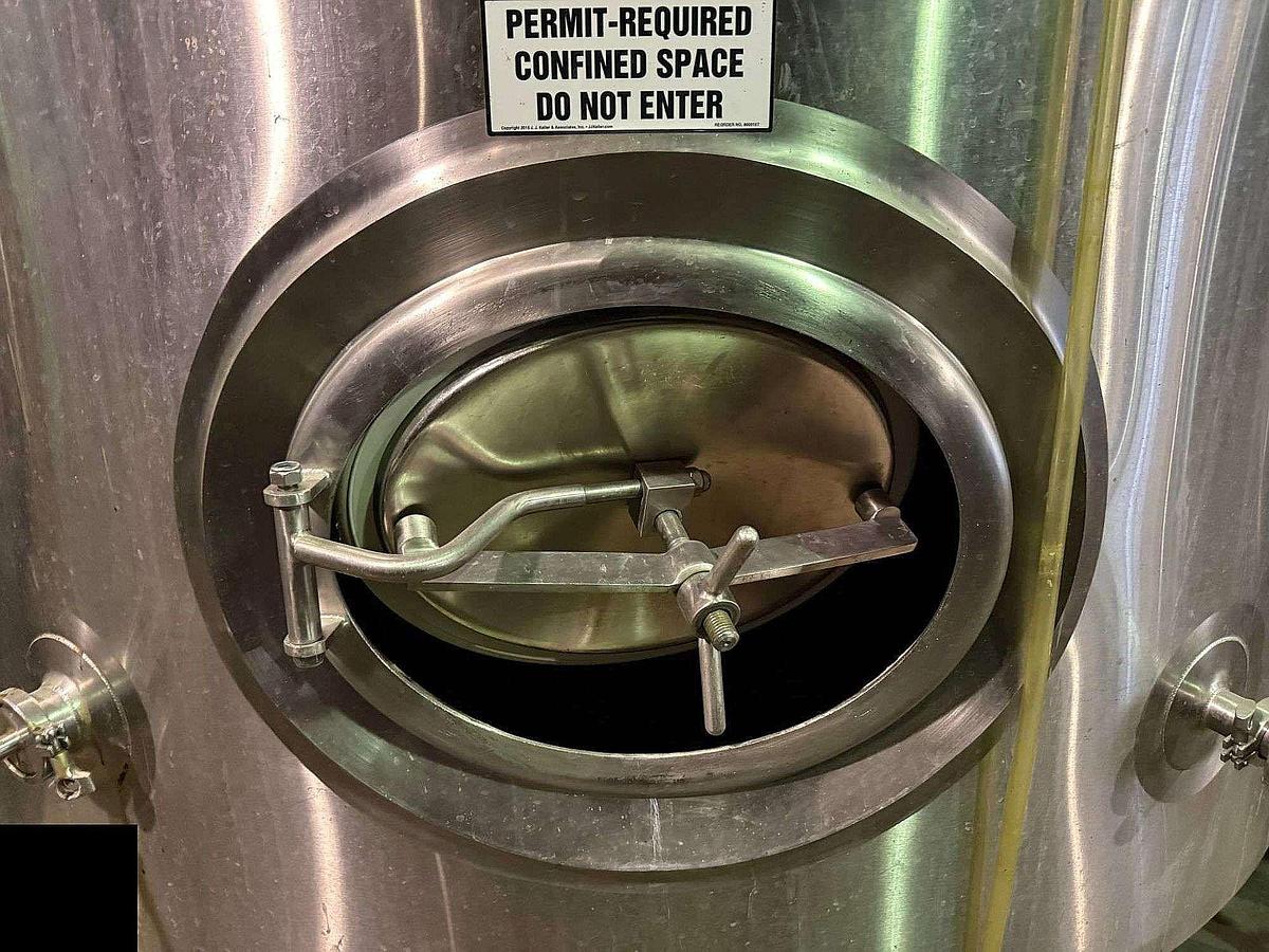 Used (1) Available - Used PBST Pacific Brew 60 bbl / 1860Gal Jacketed Brite/ Storage tank