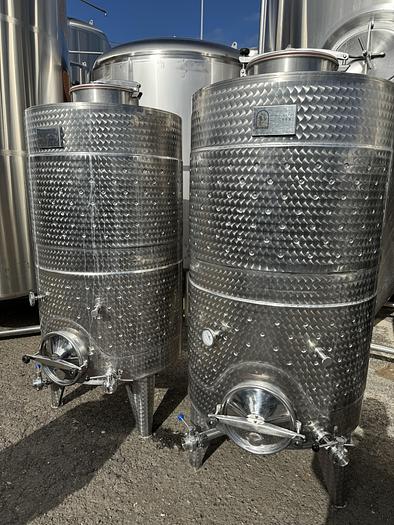 Used (3) available - Used Vintner Vault 1080L/ 285Gal closed top jacketed fermenter