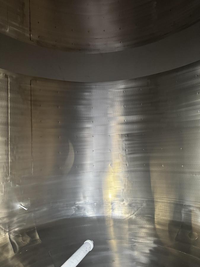 Used (1) Available - Used Specific Mechanical 40hl / 1056 Gal / 33 bbl jacketed brite tank - 2022