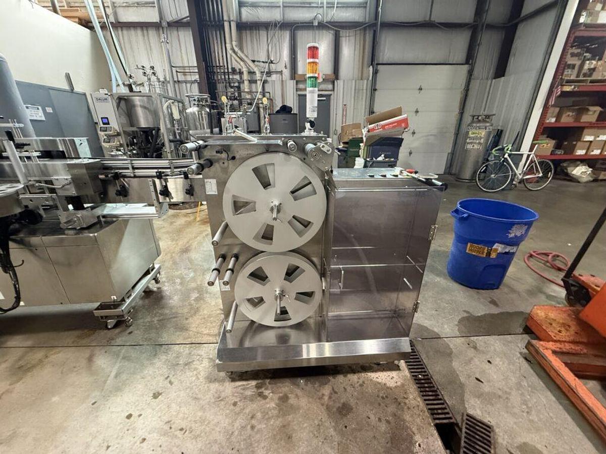 Used Used Pack Leader PRO 516 pressure sensitive labeler
