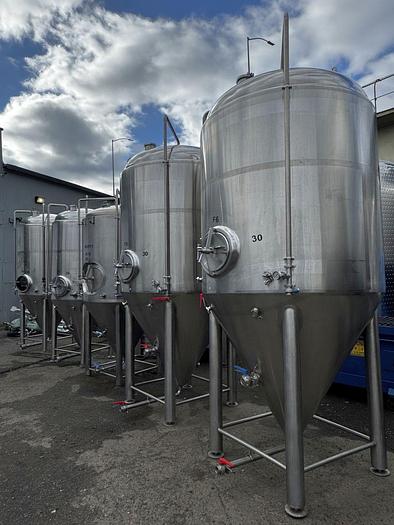 Used (2) Available - Apex Brewing Supply 30 bbl / 930Gal Jacketed Unitank Fermenters