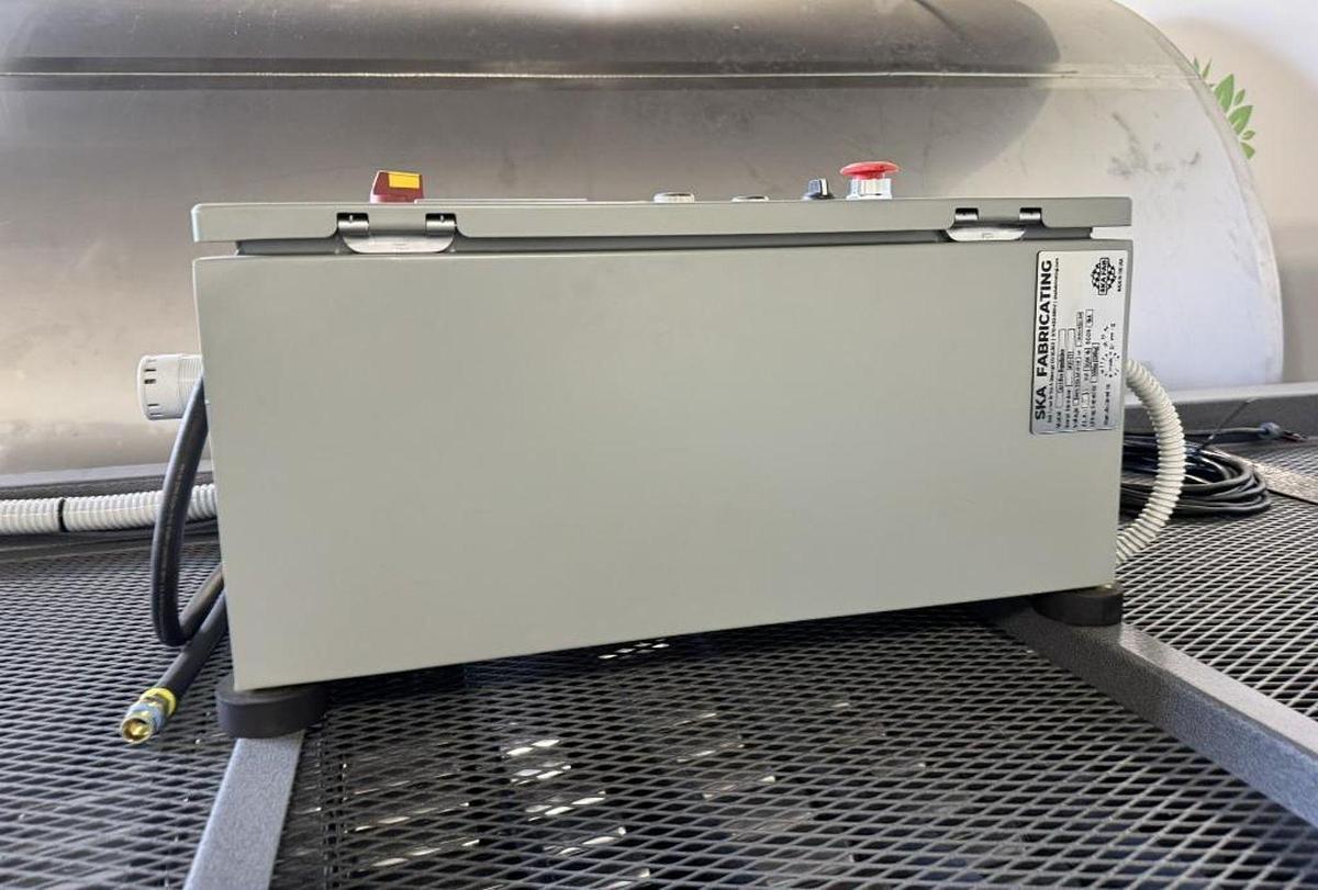 Used SKA Can-I-Bus Half Height can depalletizer