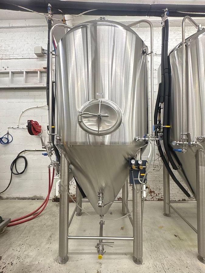 Used Used Glacier 30 bbl / 930Gal  Unitank Fermenter