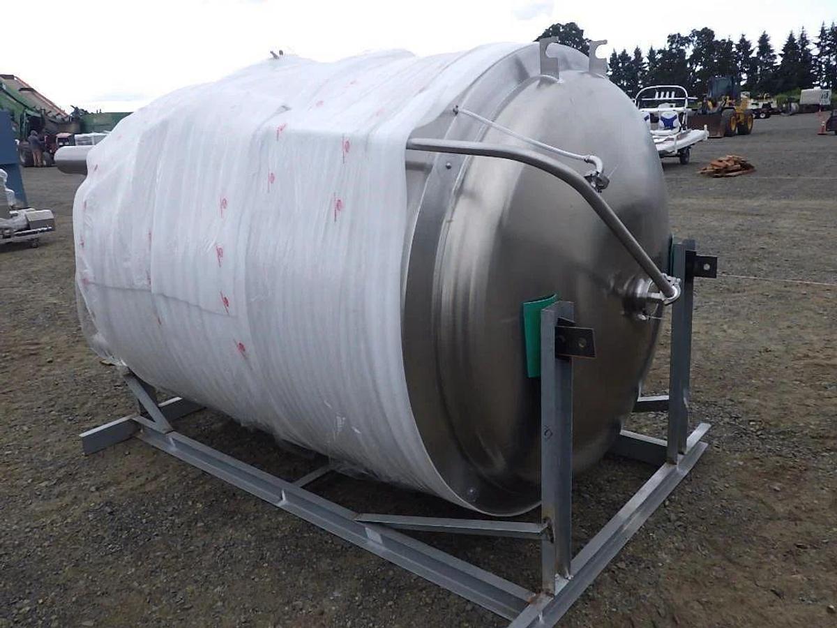 Used (2) Available - Previously sold 20 bbl/2500L/660Gal jacketed brite tank