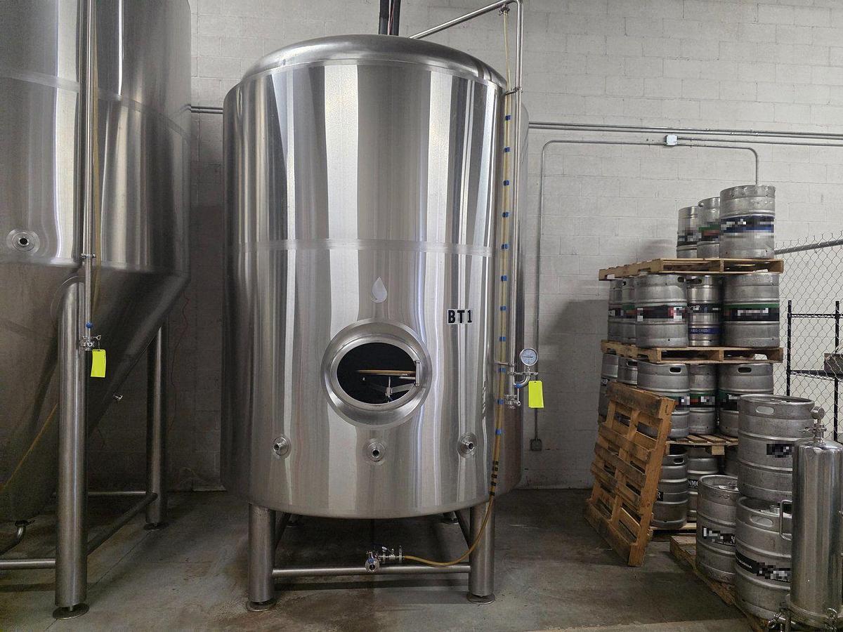 Used (1) Available - Used Deutsche Beverage 60 bbl / 1860 gallon jacketed brite tank / storage vessel