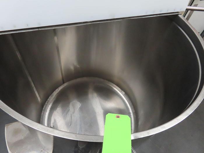 Used (1) used 350 Gallon (approx) mix tank