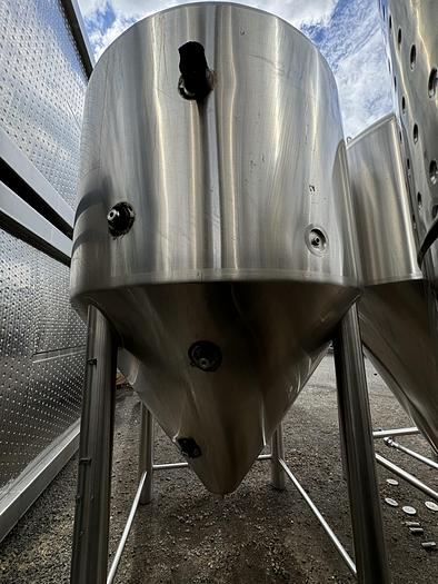 Used Used Lehui 30 bbl / 930Gal ASME 30 psi conical fermenter - Jacketed vessel