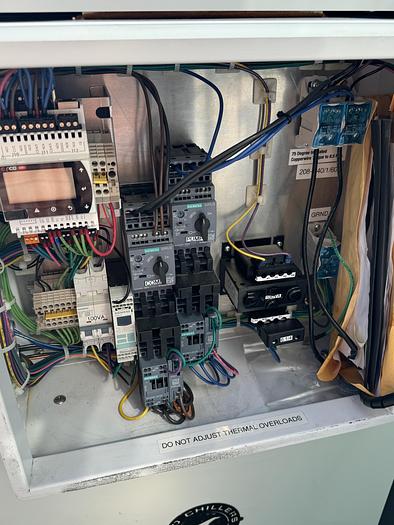 Used Used G&D 3hp Packaged chiller - 1 phase -