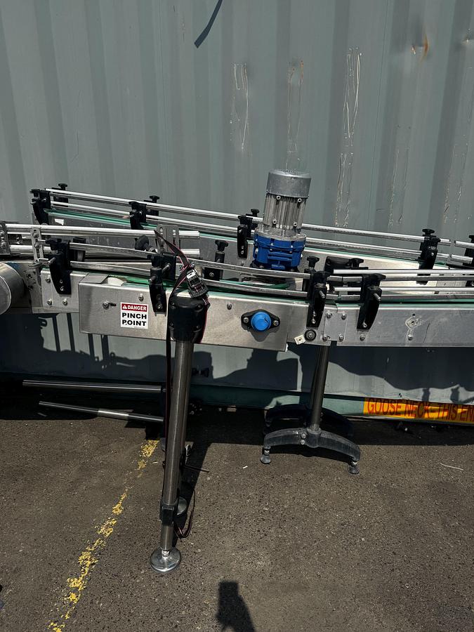 Used Alliance Infeed/ Dump conveyor