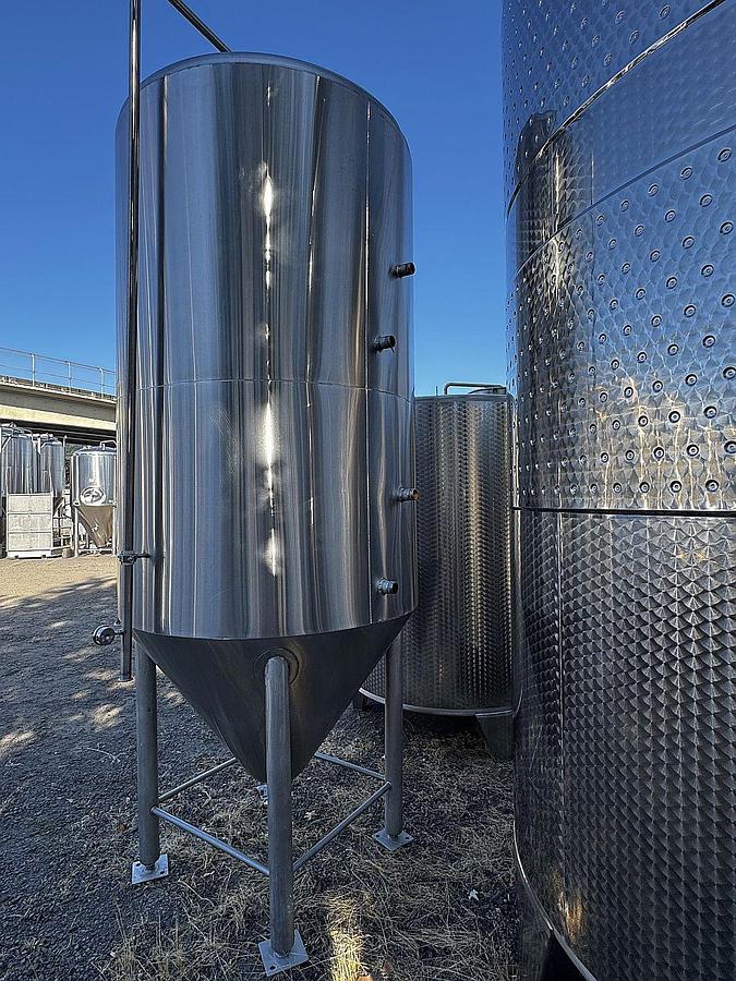 Used Used AAA Metals 20 bbl / 620Gal jacketed fermenter / storage tank