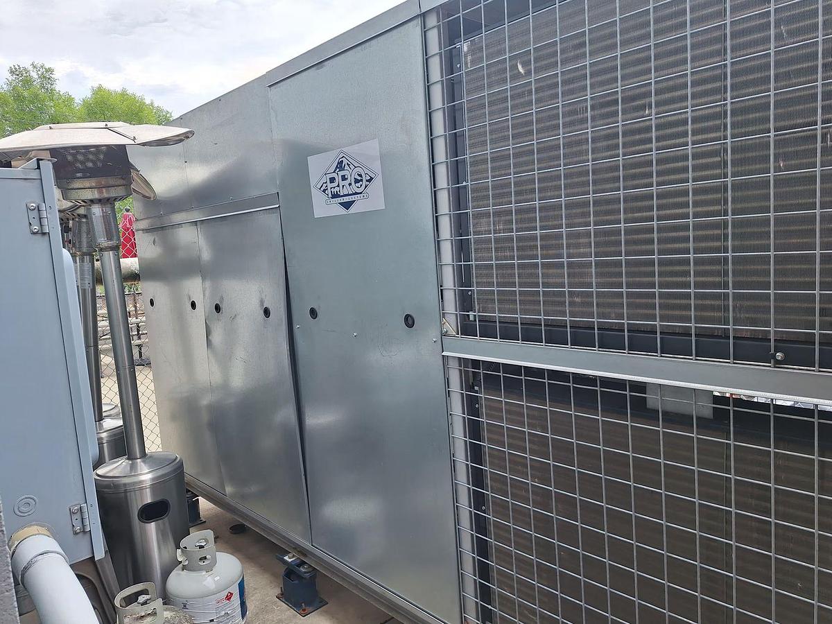 Used Used Pro Chiller 24 hp glycol chiller - PM212F6R4550-A-VC