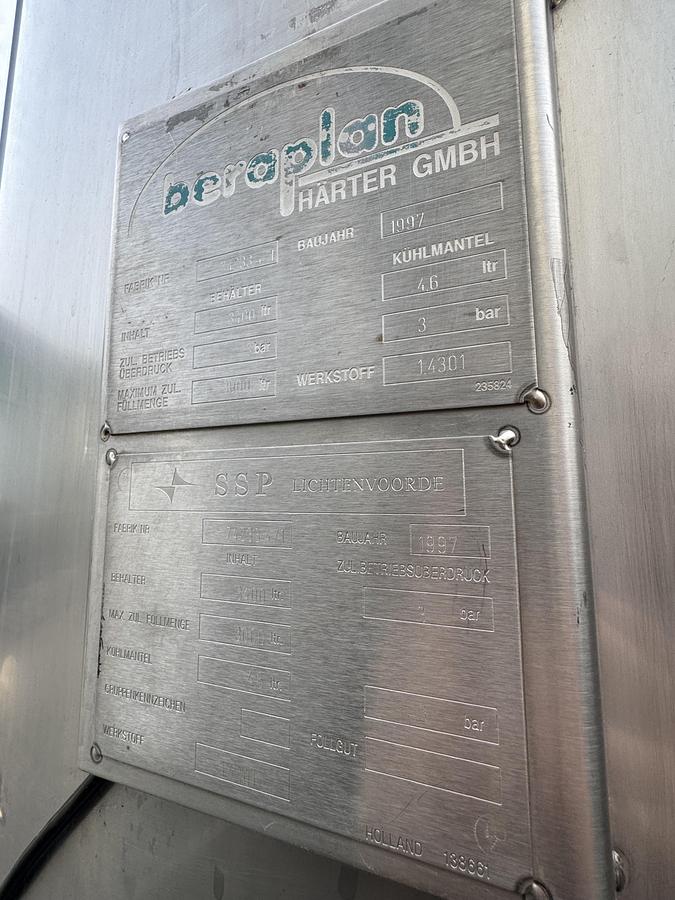 Used Used Beraplan 30 bbl / 930 gallon jacketed brite tank